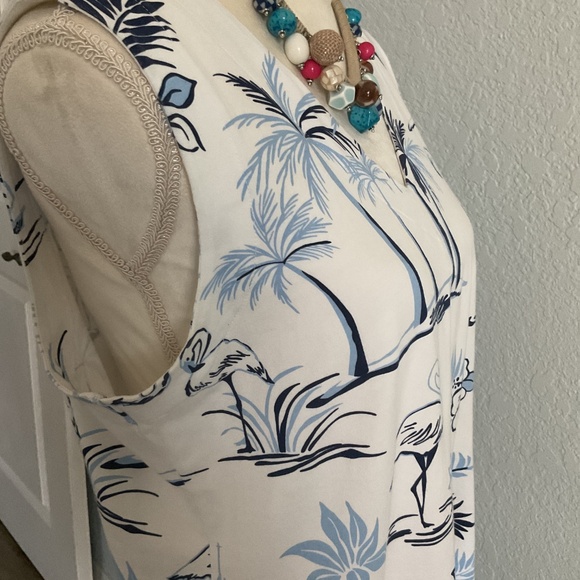 Best Dressed at the Beach - Picture 5 of 5